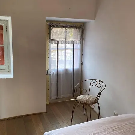 Prázdninový dům Charmante Du 17eme Siecle A Lilette Avec Jacuzzi Et Proche Riviere Buxeuil (Vienne)