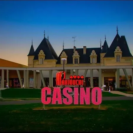 Prázdninový dům Charmante Du 17eme Siecle A Lilette Avec Jacuzzi Et Proche Riviere Buxeuil (Vienne)